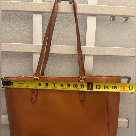 Marc Jacobs Smoked Almond The Commuter Leather Tote Bag - Picture 10 of 11